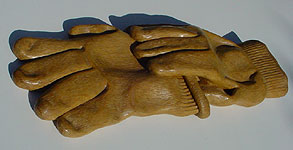 Escultura en madera - Guantes